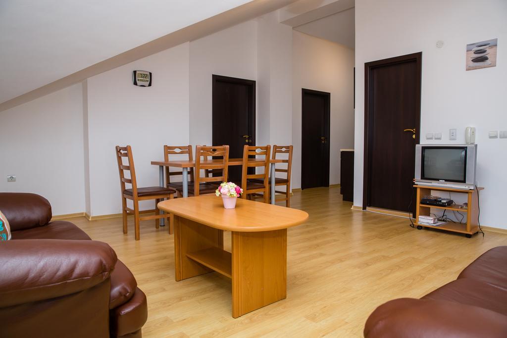 Three Mountains Penthouse Apartment 647 Razlog Exteriér fotografie
