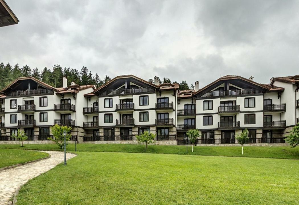Three Mountains Penthouse Apartment 647 Razlog Exteriér fotografie